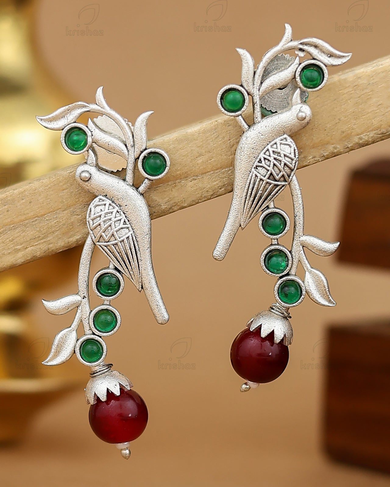 Chakor Studs Earrings
