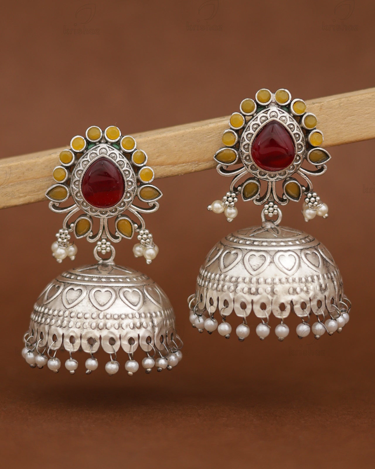Nivedita Jhumki Earrings