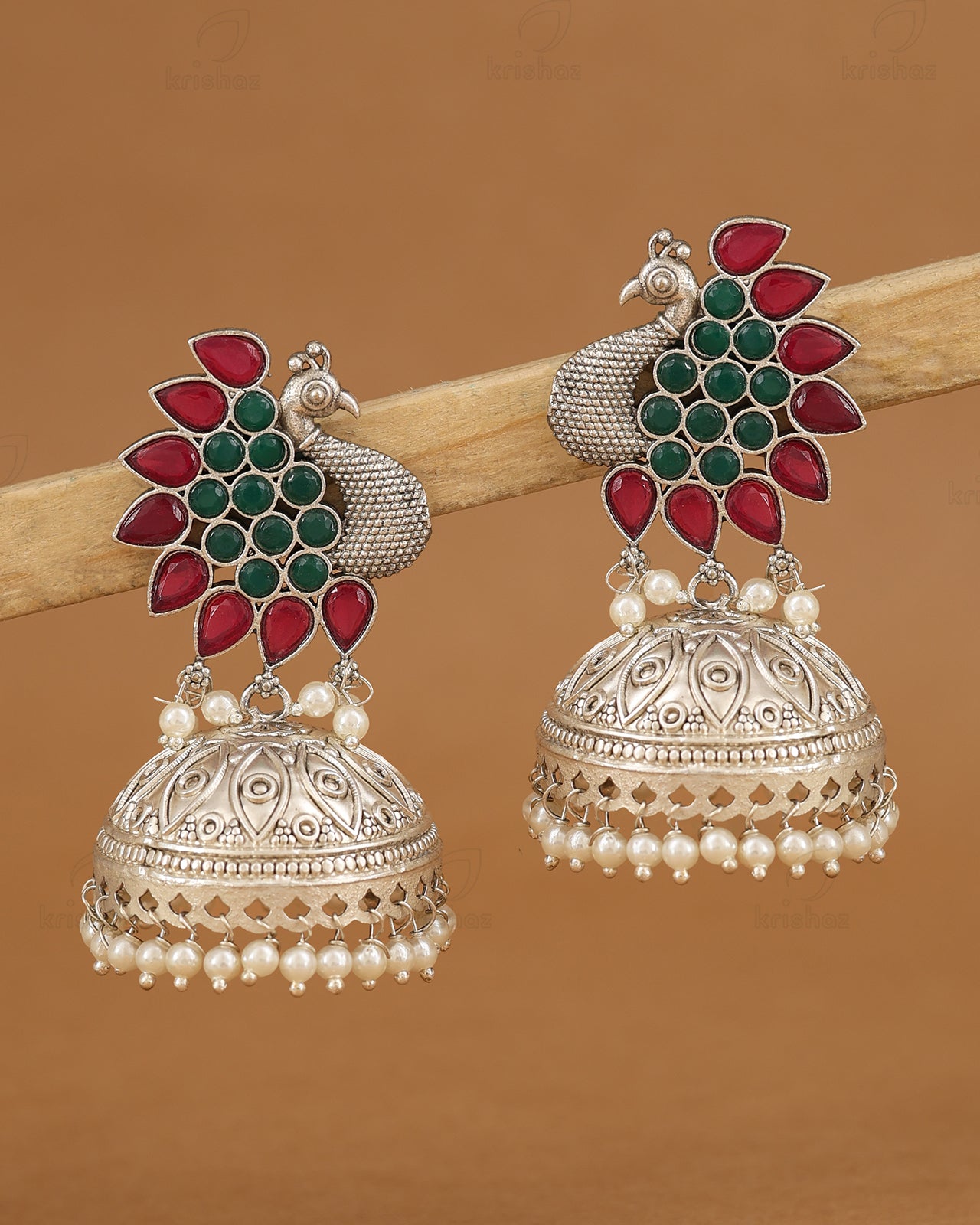 paakhi Jhumki Earrings