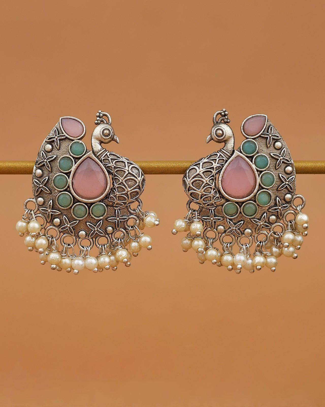 Shyla Peacock Stud Earrings - wxo