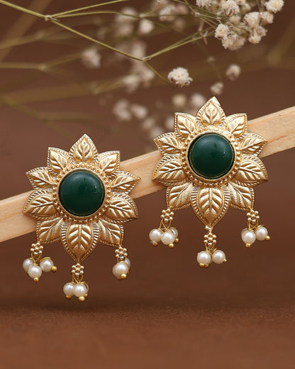 Kanak Premium Gold Studs