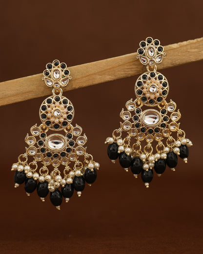 Sanaya Kundan Dangler Earrings
