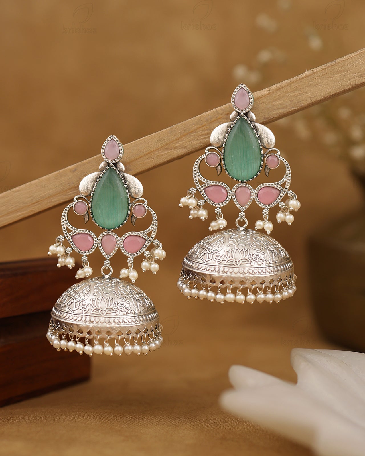 Saanjh Jhumki Earrings
