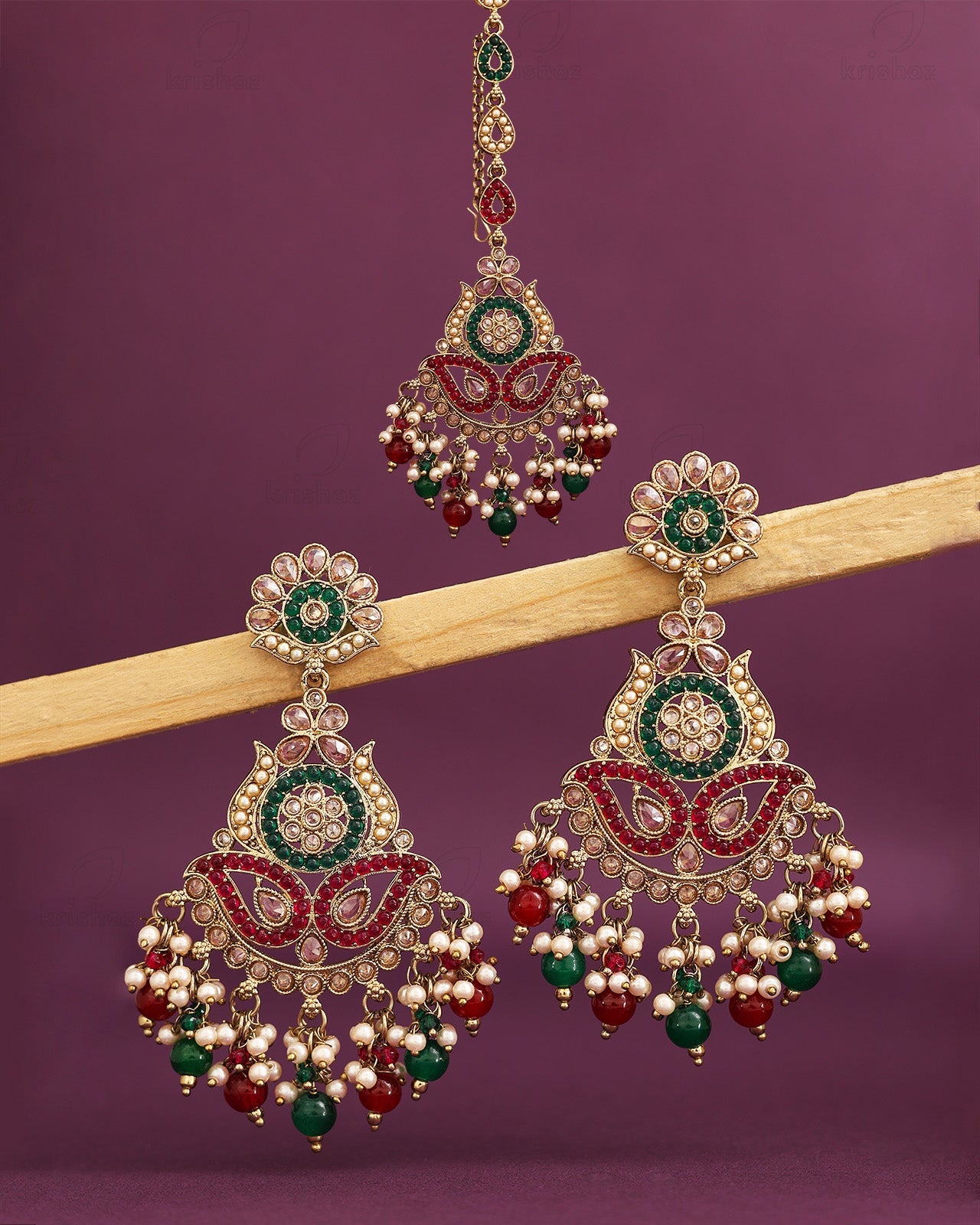 Roza Pakistani Kundan Danglers With Mangtika