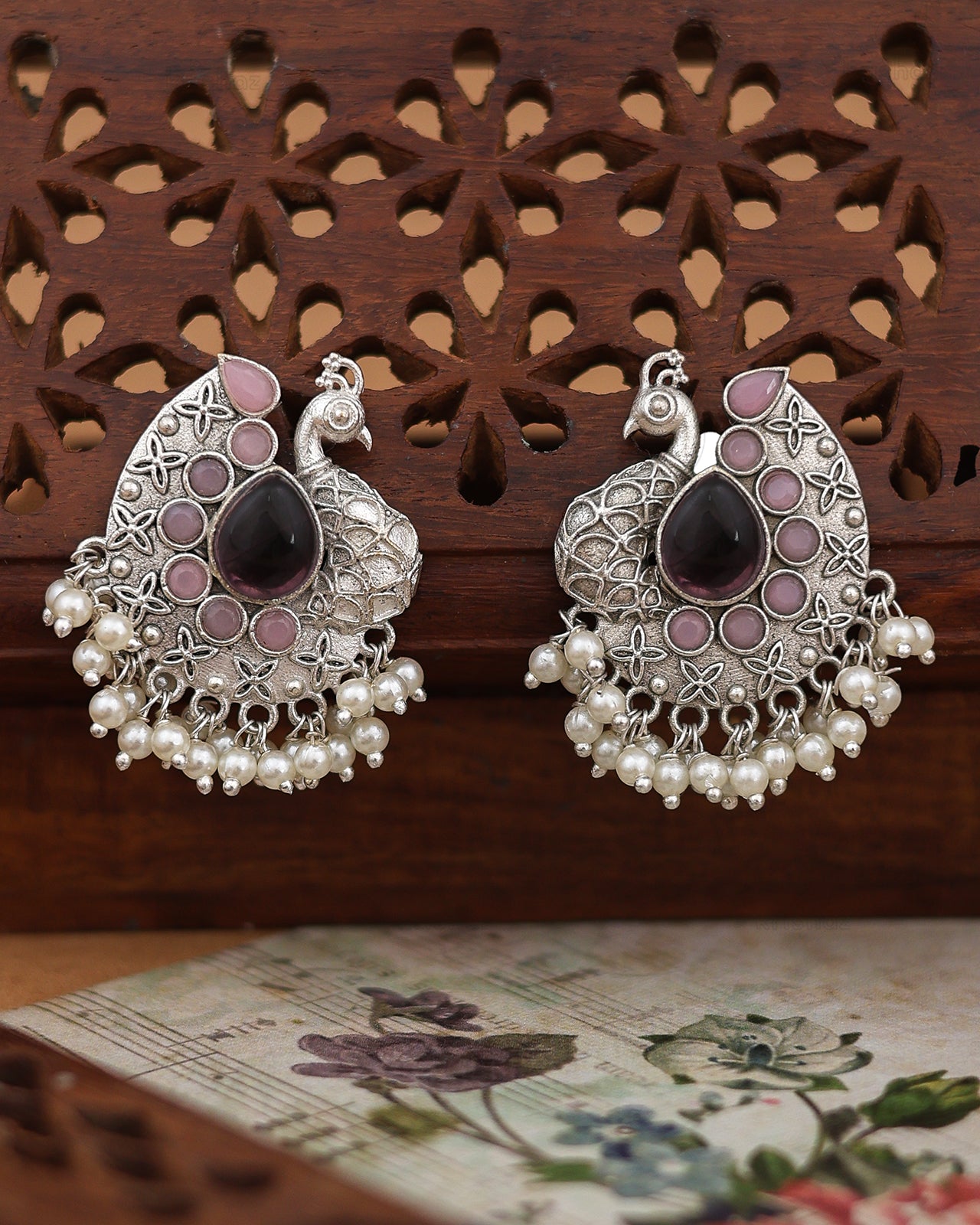 Shyla Peacock Stud Earrings - wxo