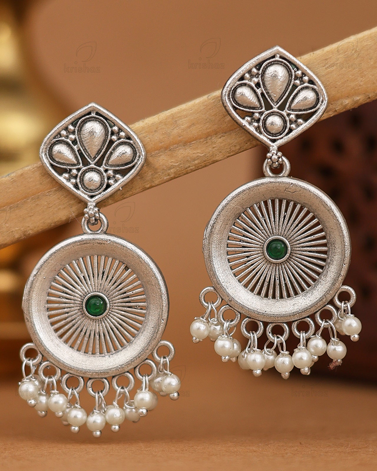 Reetu Dangler Earrings