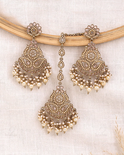 Roza Pakistani Kundan Danglers With Mangtika