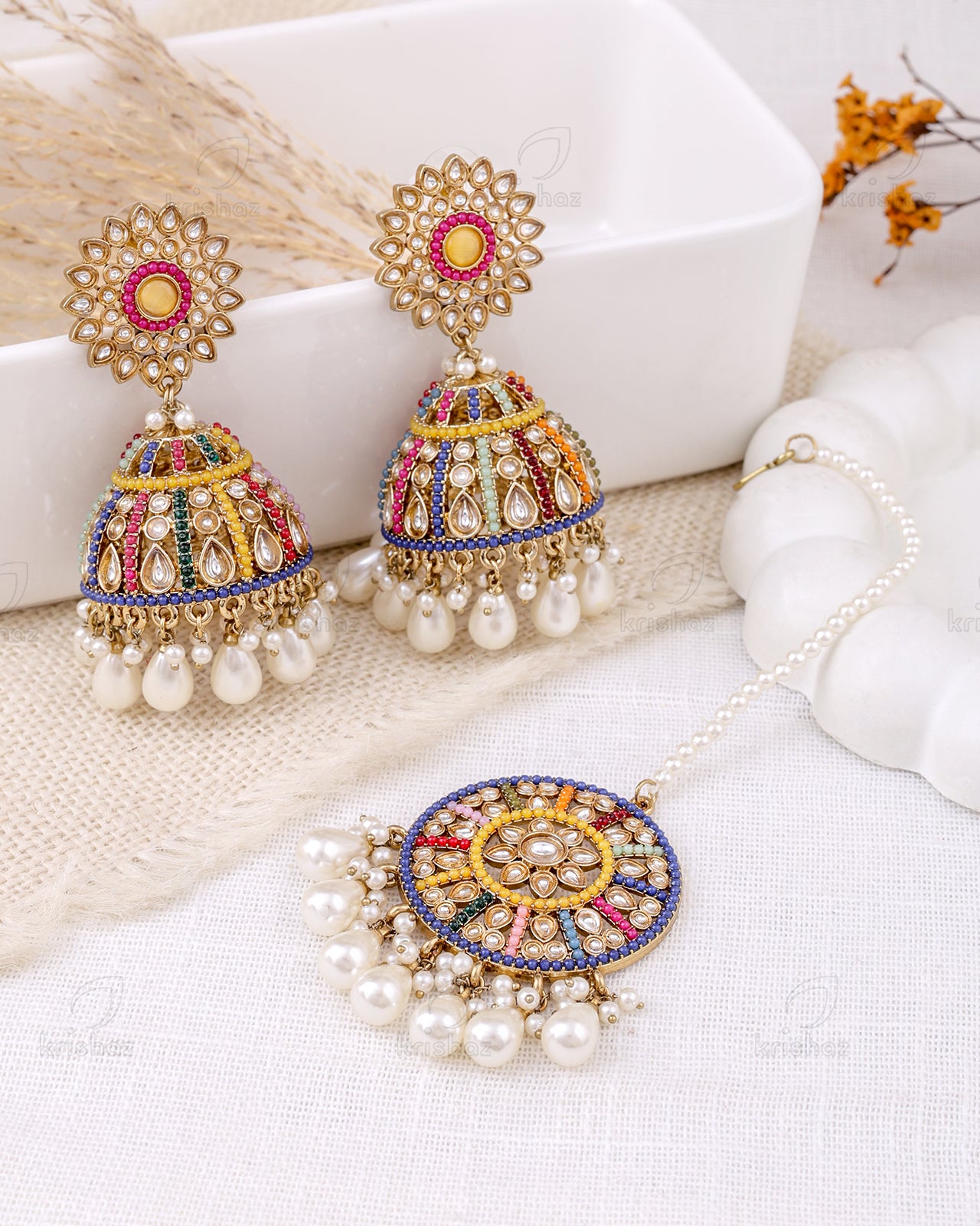 Farheen Pakistani Kundan Jhumki Earrings With Mangtika