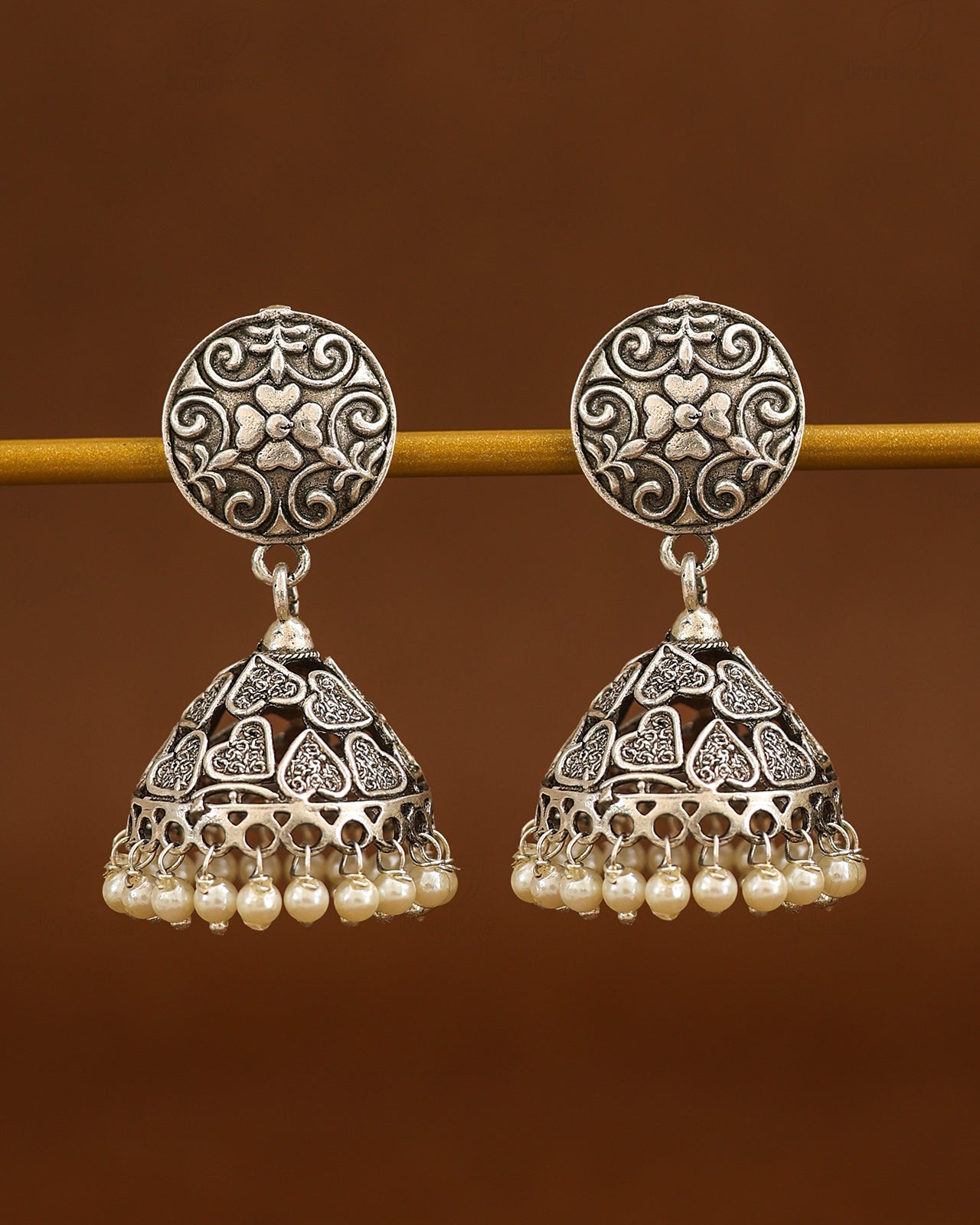Isha Jhumki Earrings