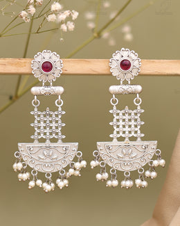 Tanuja Dangler Earrings